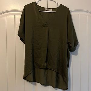 Army green flowy top size small
